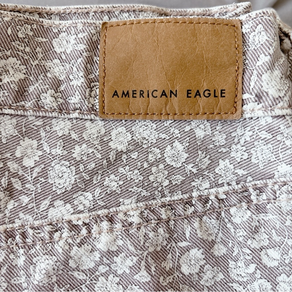 American Eagle '90s Straight Jean Floral Mom Jeans Cottagecore Ditsy Print Taupe - Picture 8 of 11